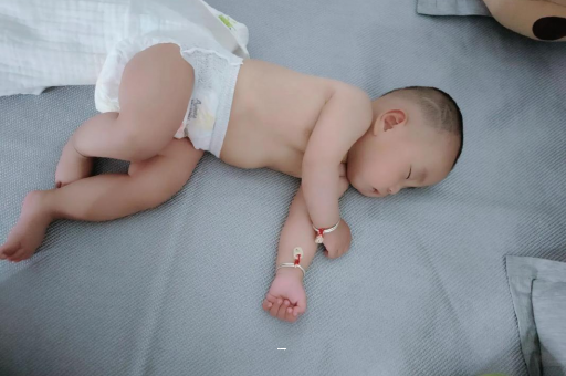 昌吉孕妇肚脐周围发青